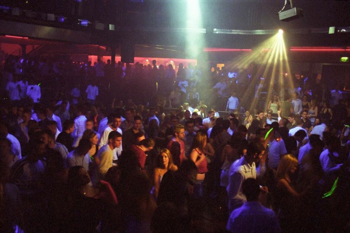 10 images that capture iconic nights out at Kelly's, Paradise Lost and more