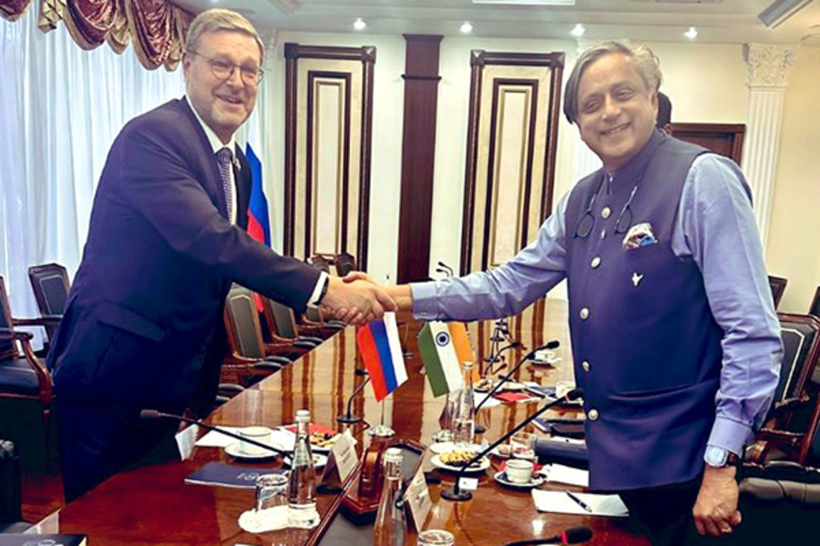 Shashi Tharoor meets Deputy Chairman of Russian Federation Council in Moscow
