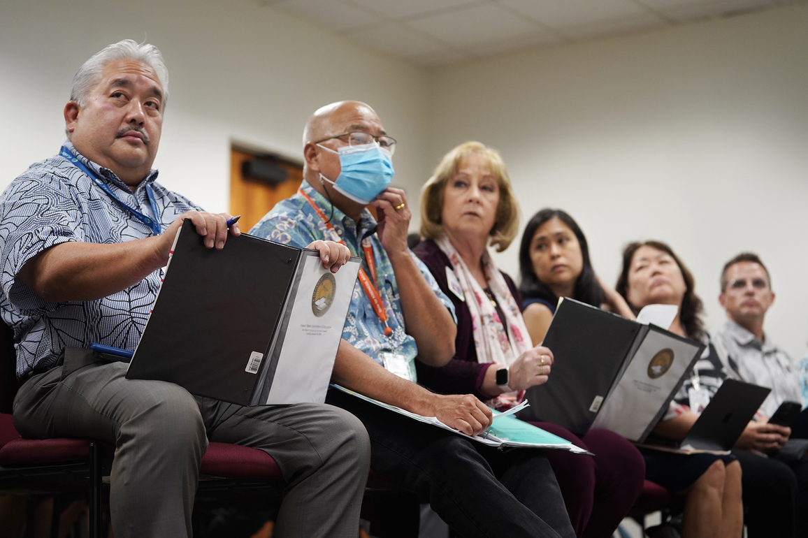 DOE Looks To Expand Leadership Team Amid Bus Shortages And Facility Woes - Honolulu Civil Beat