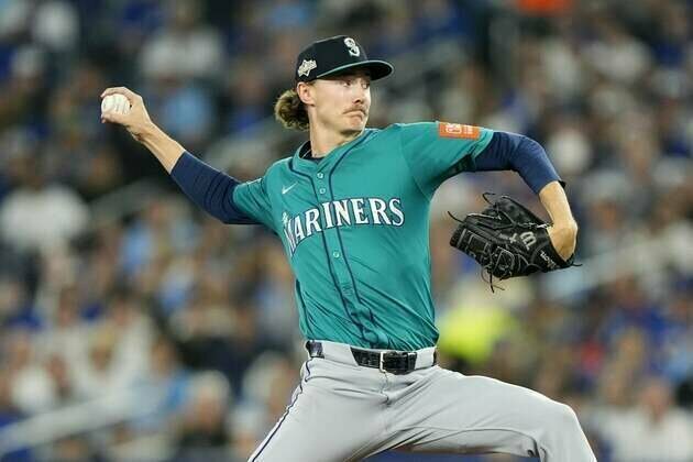 Mariners quiet Blue Jays' bats, take ALCS Game 1