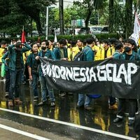 Slogan protes sebagai bentuk luapan emosi, solidaritas, dan pembangkangan politik
