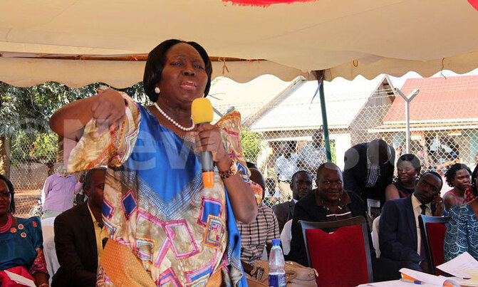 Am not lavish but a lobbyist Am not lavish but a lobbyist