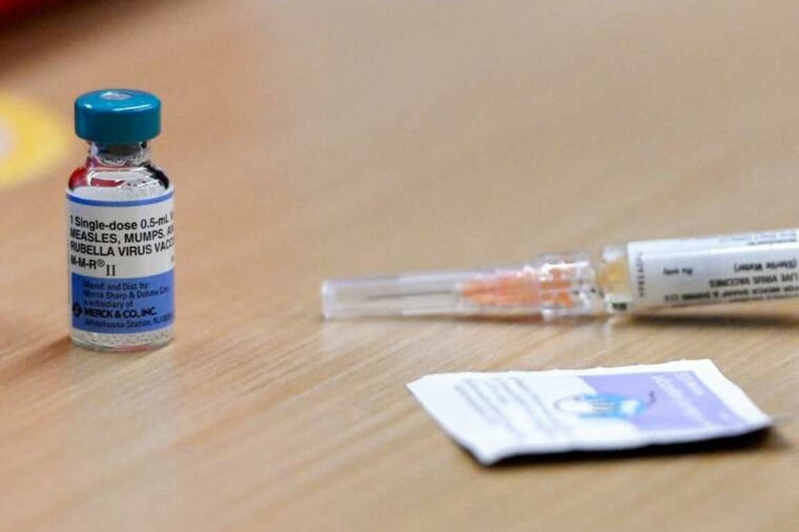 Kokua Line- How would DOH enforce measles rule at schools&quest;