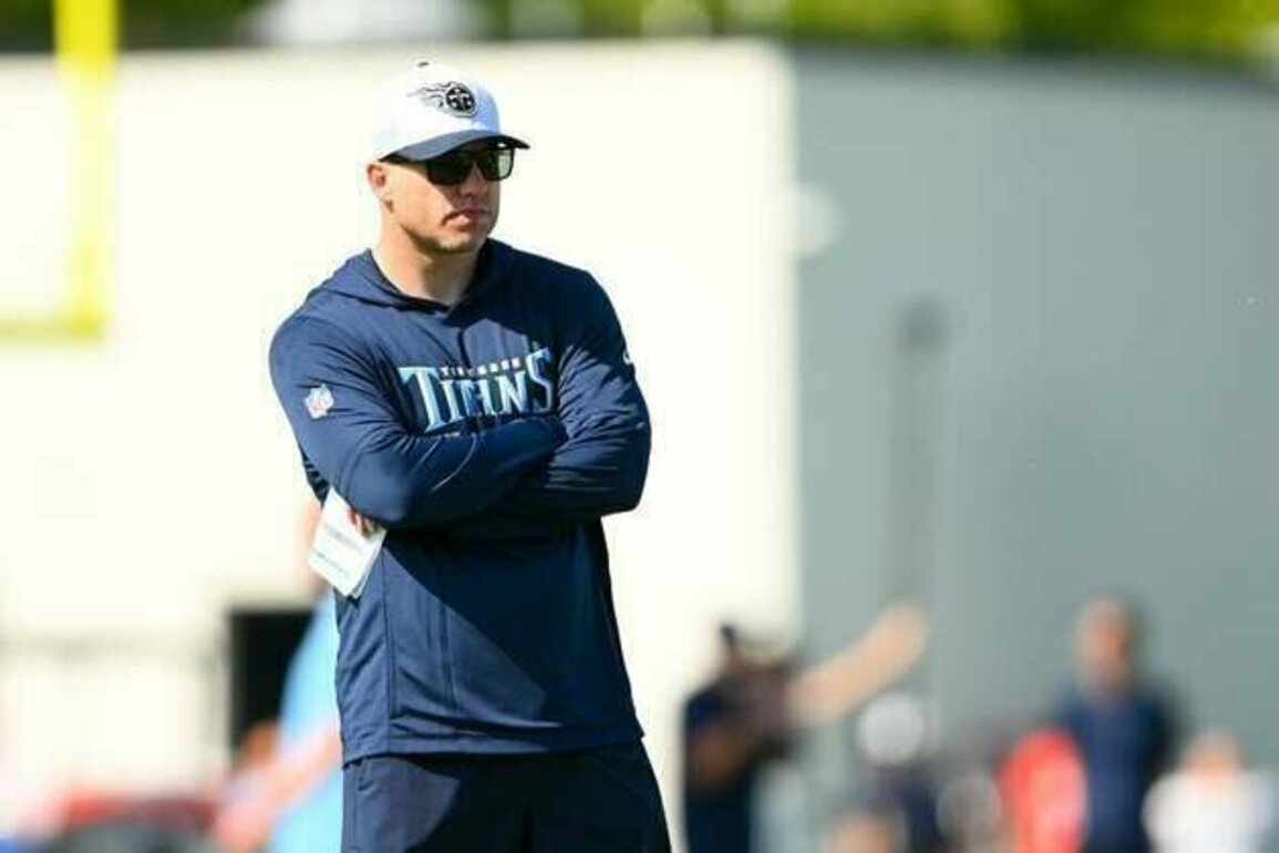 Brian Callahan hands Titans' play-calling duties to QB coach