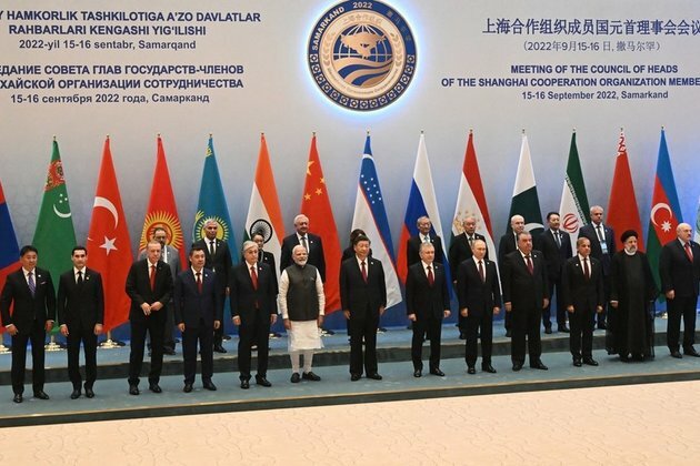 Iran moves closer to anti-sanctions regional bloc