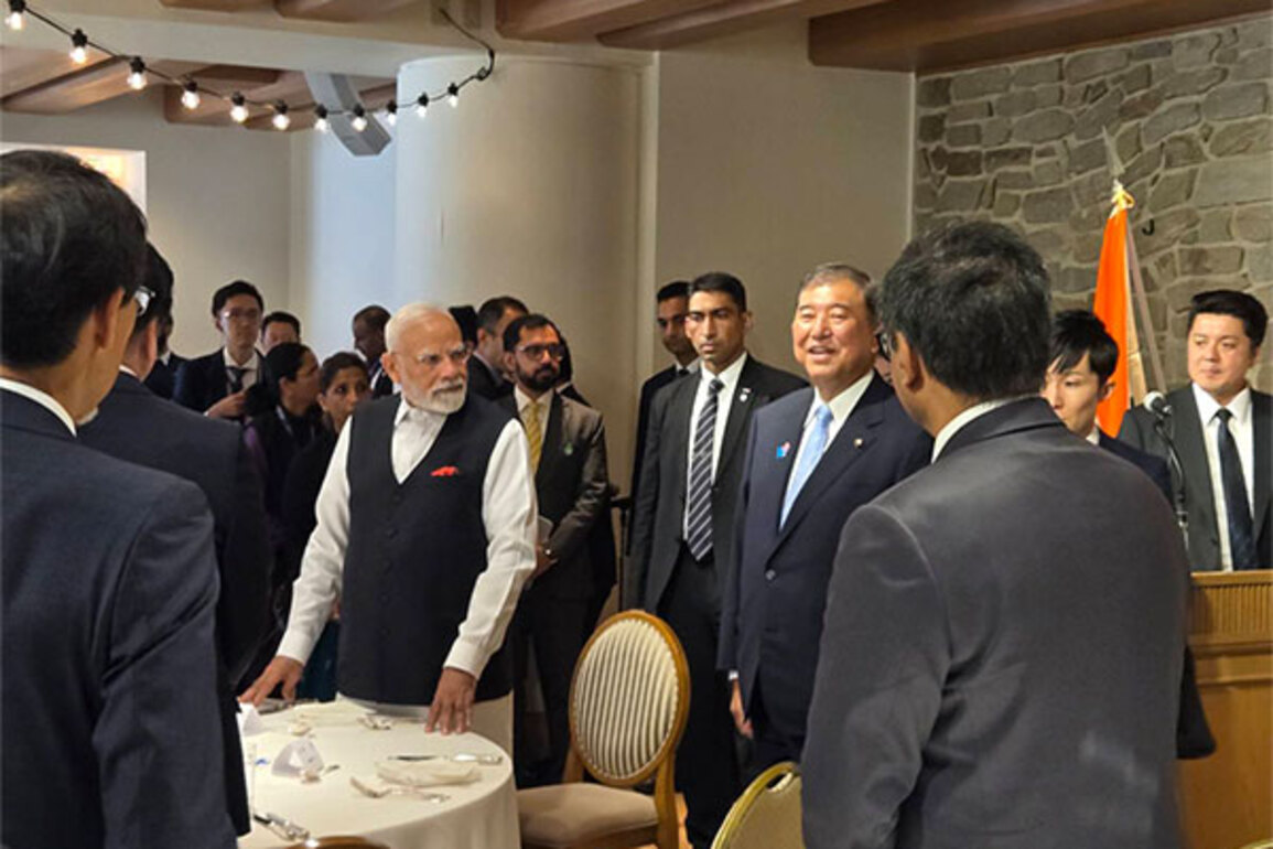 PM Modi attends luncheon with bigwigs of Japan's administration