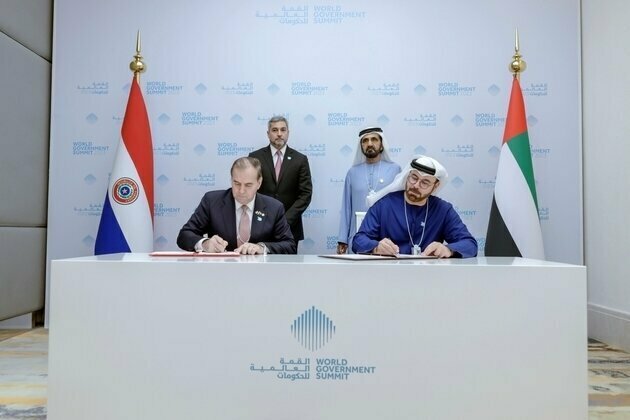 Mohammed bin Rashid meets with the President of Paraguay on the sidelines of the World Government Summit 2023