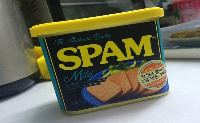 Twitter flooded with Chinese spam, obscuring COVID policy protest news