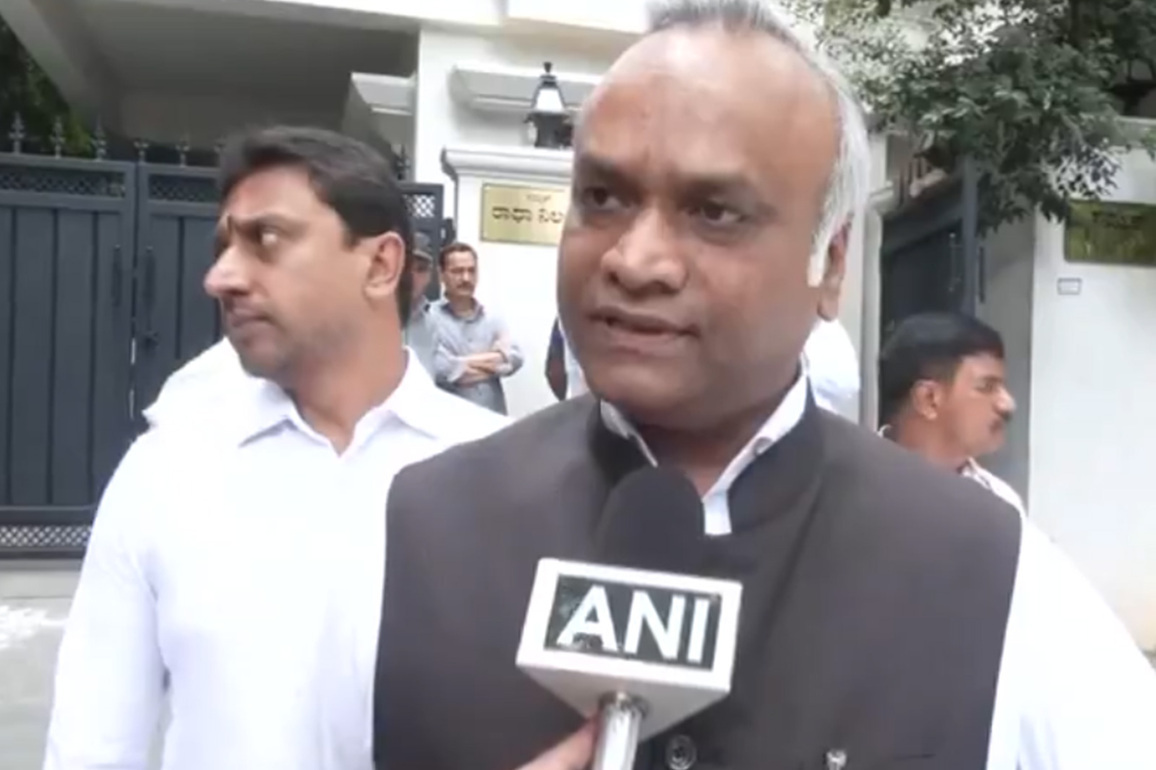 "Seniors will discuss and resolve it": Priyank Kharge on Ramalinga Reddy's resignation from Karnataka Cabinet