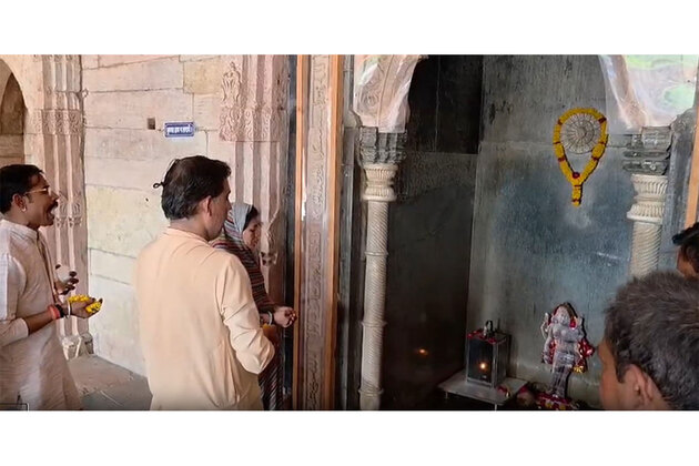 Devotees pray to Goddess Saraswati at Bhojshala Temple after MP High Court verdict