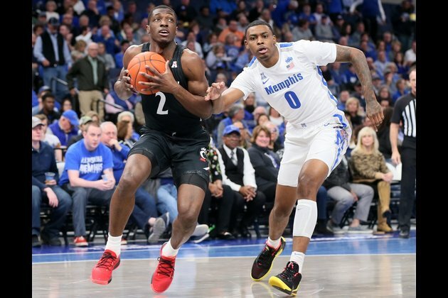No. 22 Memphis recovers from blown lead to bet Cincinnati