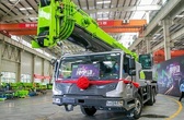 Zoomlion brings world's 1st electric truck crane