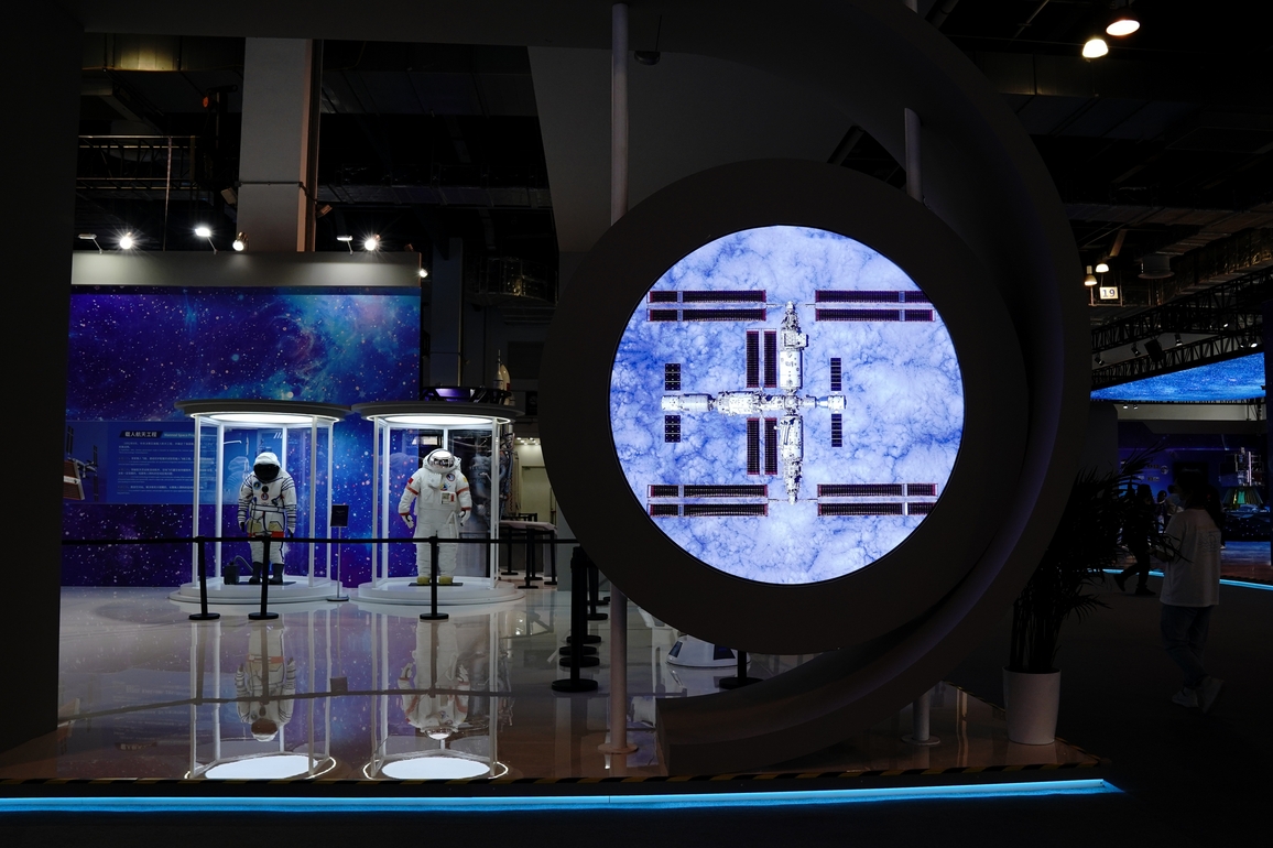 CHINA-SHANGHAI-SPACE DAY-EXHIBITION (CN)