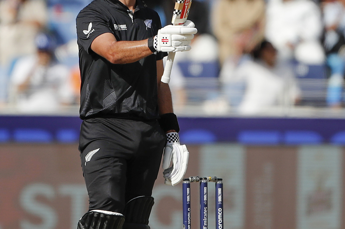 Mitchell, Conway, Nicholls guide New Zealand to 300/8 against India in Vadodara