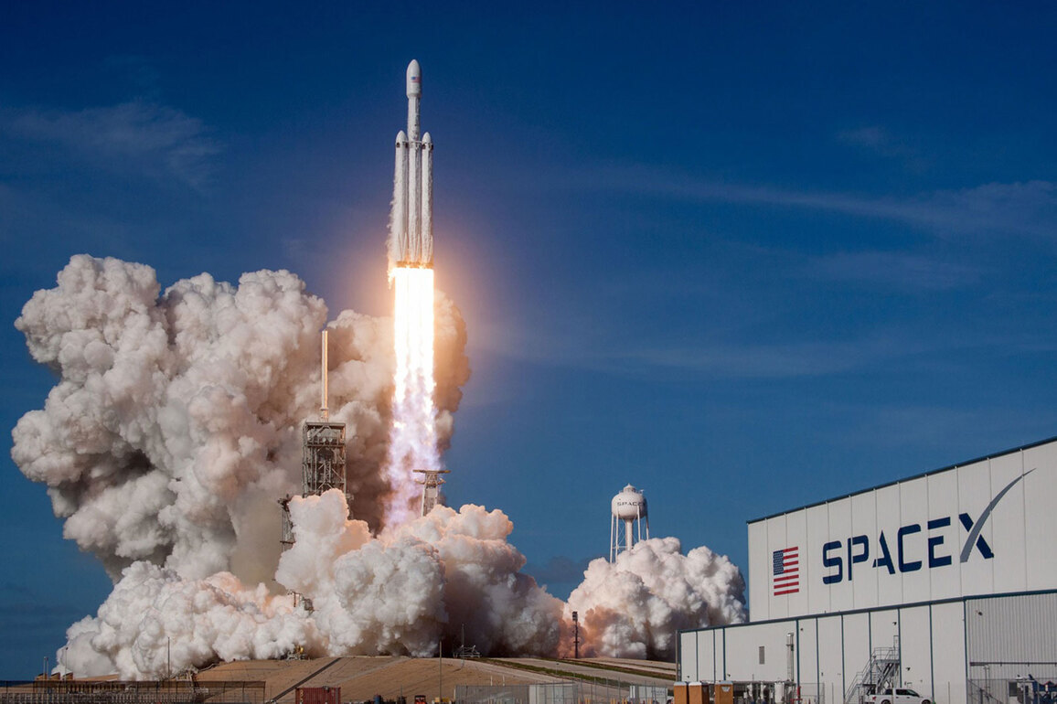 SpaceX amends IPO filing with $920M/month google cloud deal and new "friends & family" share carve-out