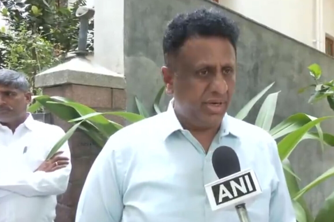 "No claimants to CM post, DK Shivakumar to take charge": Congress Leader M C Sudhakar amid Karnataka leadership transition