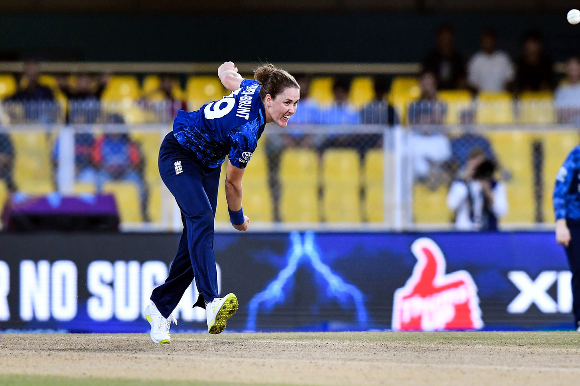 Nat Sciver-Brunt returns home from South Africa tour for family reasons