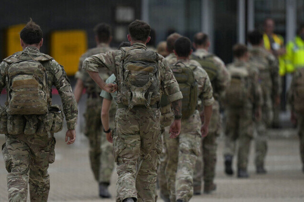 Starmer says Trump should apologize for insulting UK troops