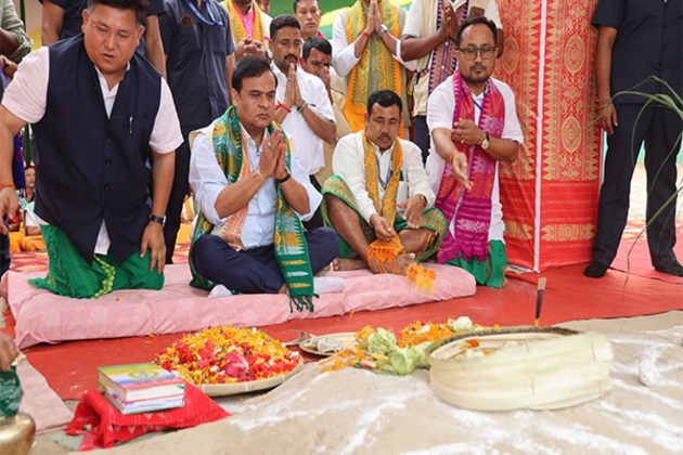 Assam CM Himanta Sarma attends 32nd Annual Conference of Dularai Bathou Goutham