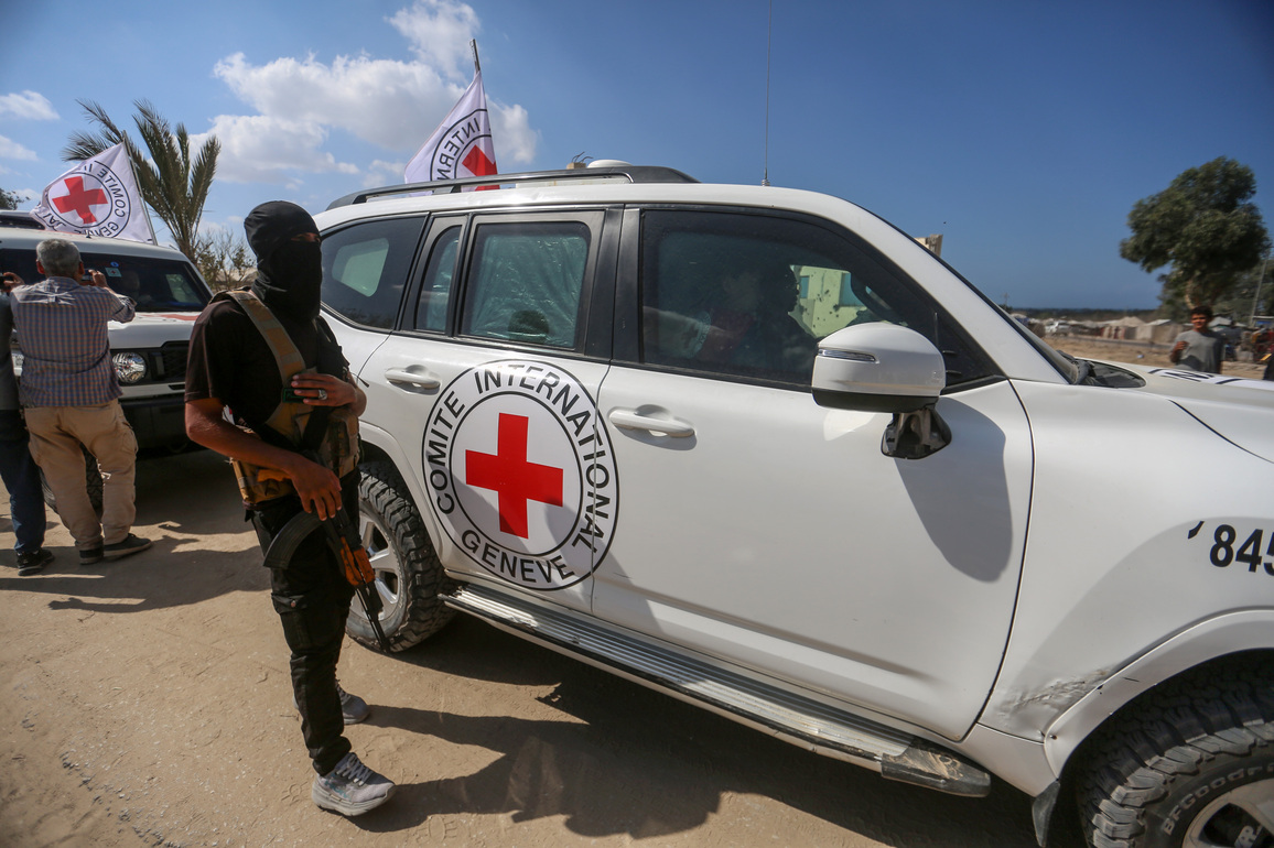 MIDEAST-GAZA-ISRAELI HOSTAGES-RELEASE
