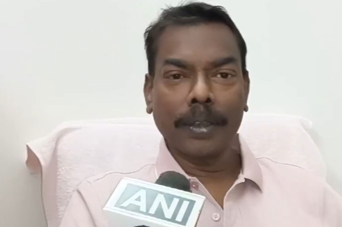 Basant Soren thanks central govt for posthumously offering Padma Bhushan to his father, Shibu Soren