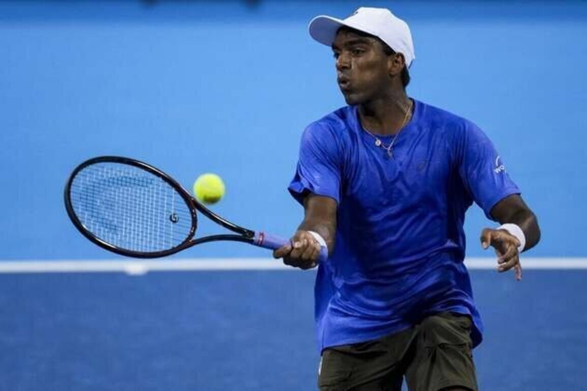 Nishesh Basavareddy upsets Taylor Fritz at French Open