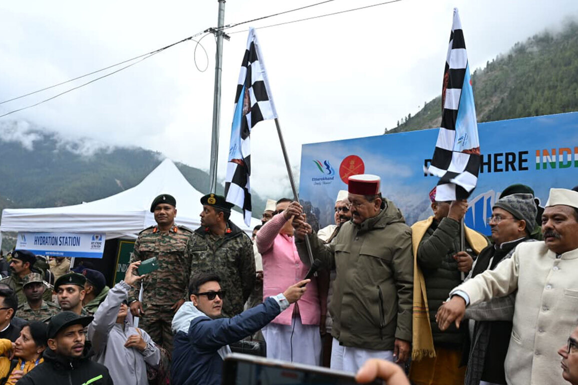 Uttarakhand: Niti Extreme Ultra run kicks off in Chamoli's border valley with participation from 28 states
