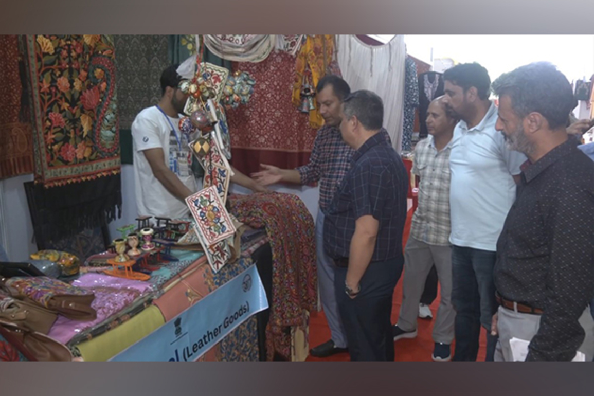 J-K: 'Safalta Carnival' exhibition organised to boost young entrepreneurs