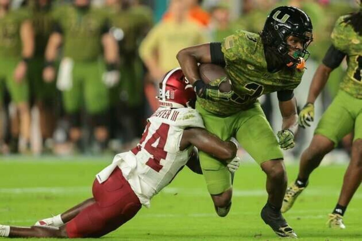 Mark Fletcher Jr.'s 3 TDs lead No. 9 Miami past Stanford