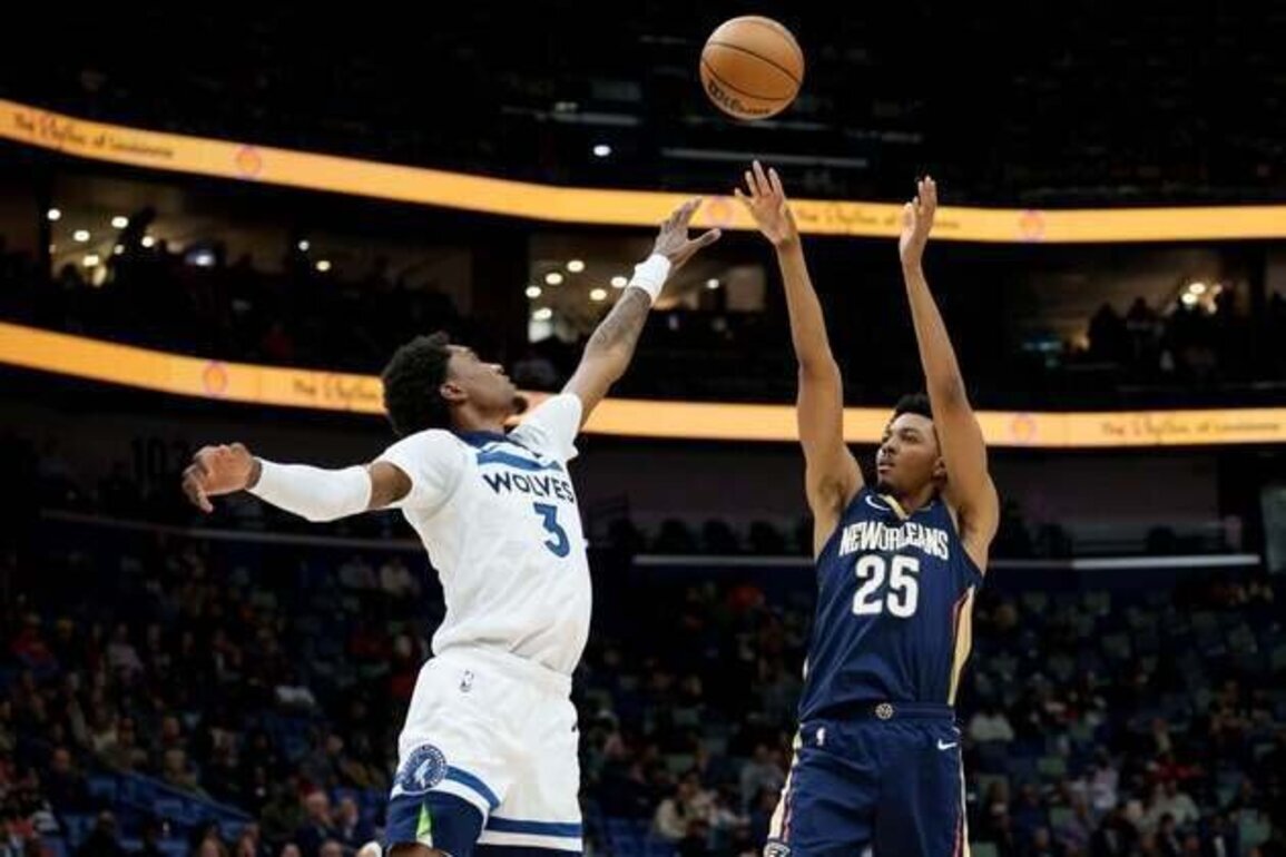 Timberwolves prep for Pelicans by adding Ayo Dosunmu