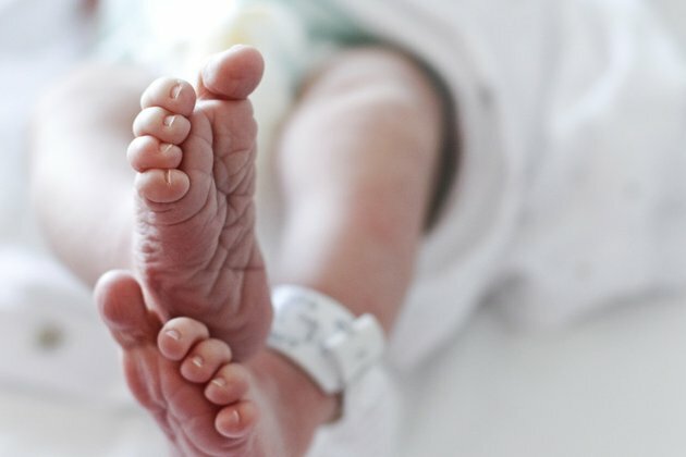 Spike in proportion of UK babies in hospital with Omicron