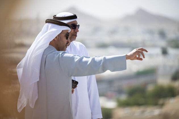 Hazza bin Zayed reviews development projects in Al Ain Region