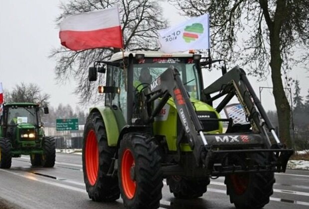 Polish Farmers Stage Protests Over Ukrainian Imports