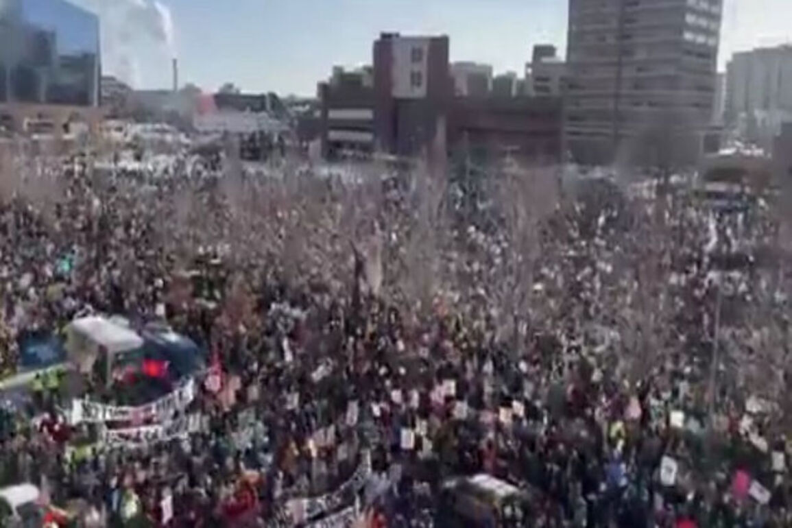 Thousands protest in Minneapolis against immigration crackdown