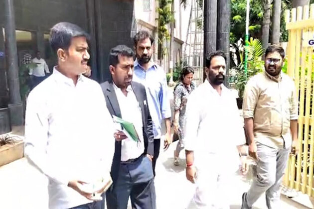 BRS files complaint alleging Congress using govt offices for social media campaign
