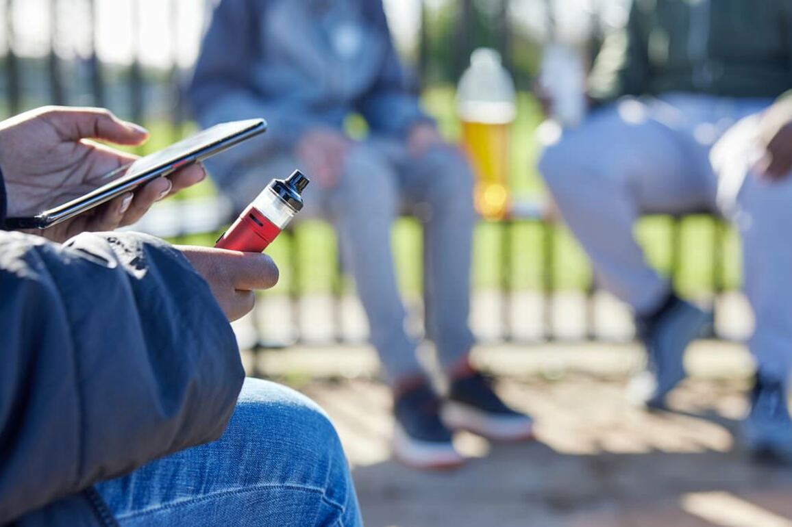 How disposable vapes WRECK your health s warning as UK ban is announced