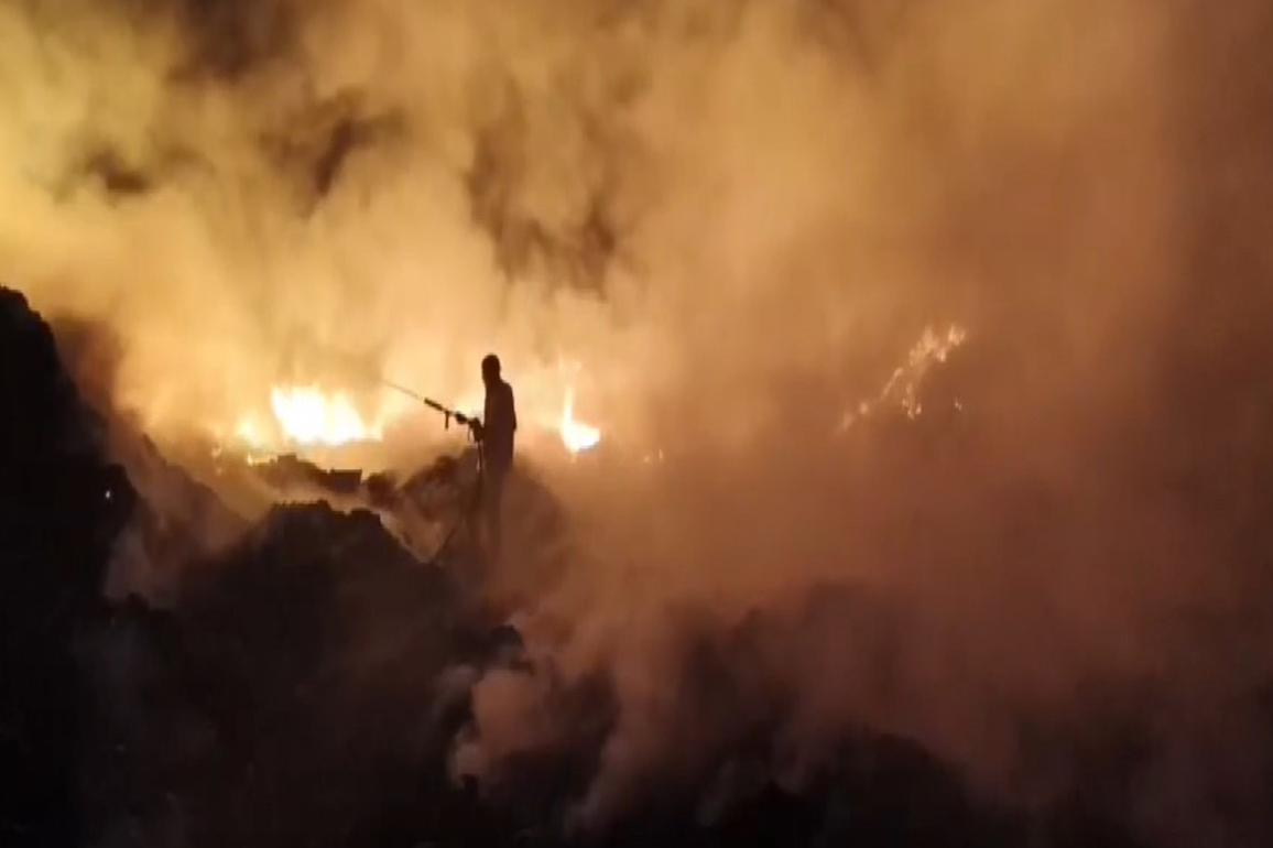 Diwali fire calls surge in Telangana, major blaze at Arene Life Sciences in Sangareddy Industrial area