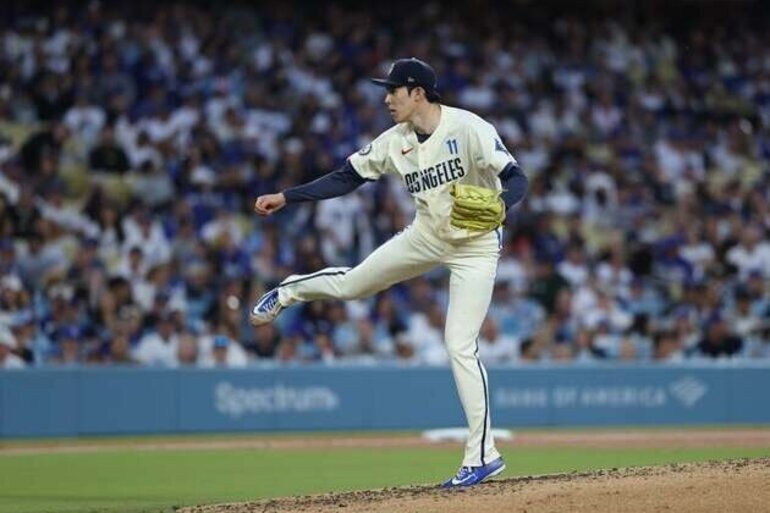 Dodgers' Roki Sasaki hopes to bedevil Angels with new pitch