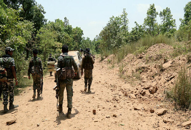 Chhattisgarh: Two security personnel evacuated after IED blast in Narayanpur