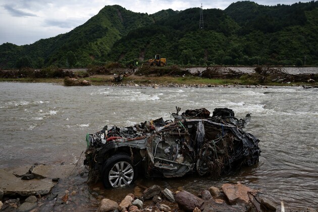 China: Nearly 40,000 people evacuated amid heavy rains in Guangdong