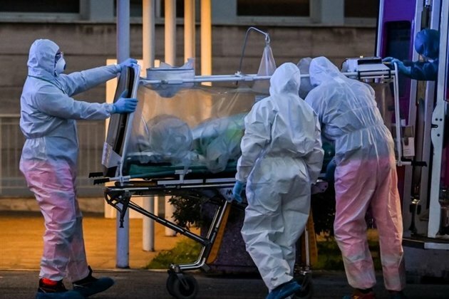 UK to Fine Quarantine-Breakers Up to $13,000