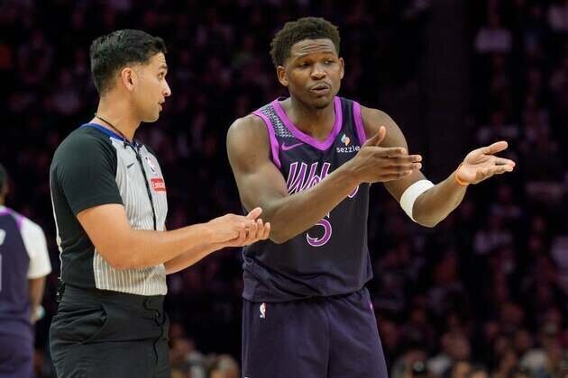 Anthony Edwards, Timberwolves too strong for Mavs