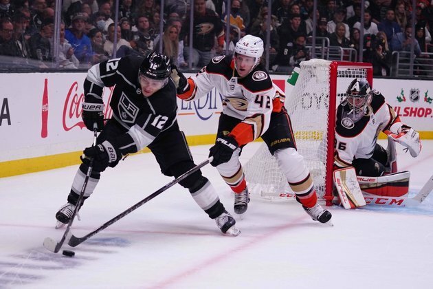Kevin Shattenkirk, Ducks score shootout win vs. Kings
