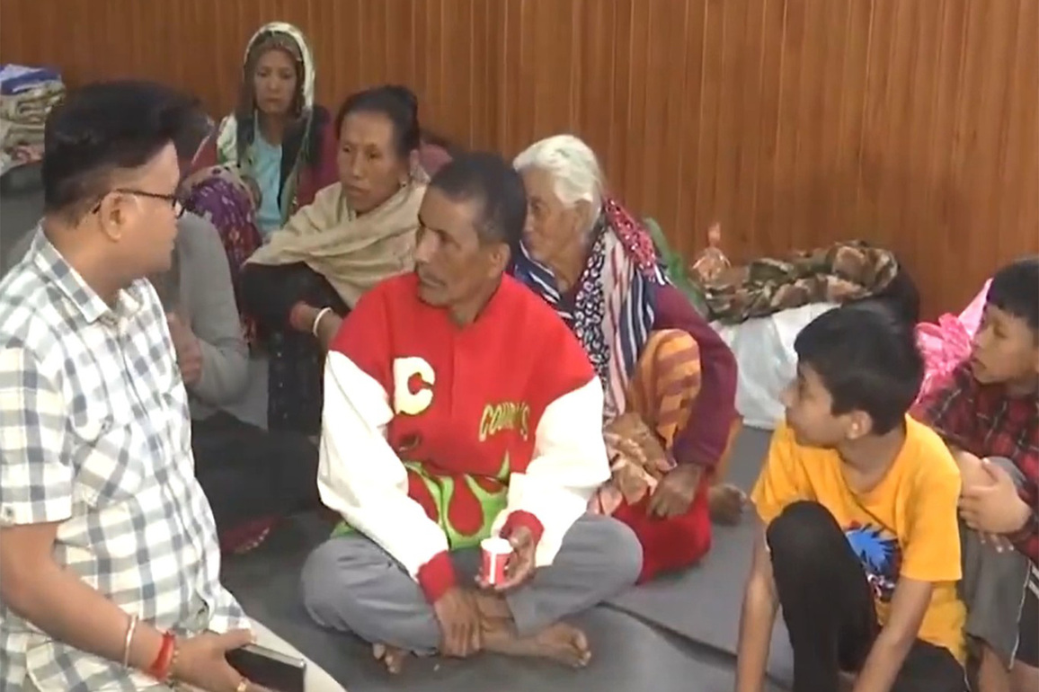 Darjeeling landslide: Over 40 villagers take shelter in relief camp; CM Mamata to visit affected areas today