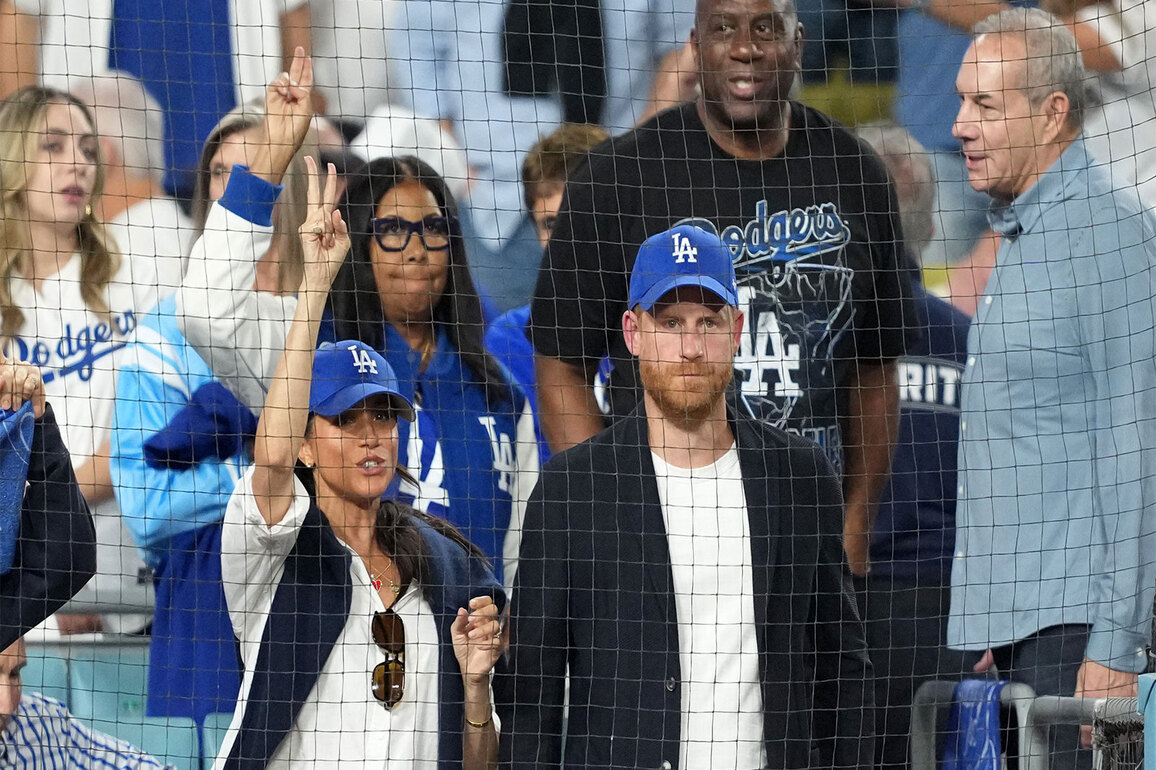 Meghan Markle, Prince Harry step out to watch Dodgers' World Series game