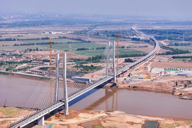 Update: China's fixed-asset investment scales up in Jan.-July