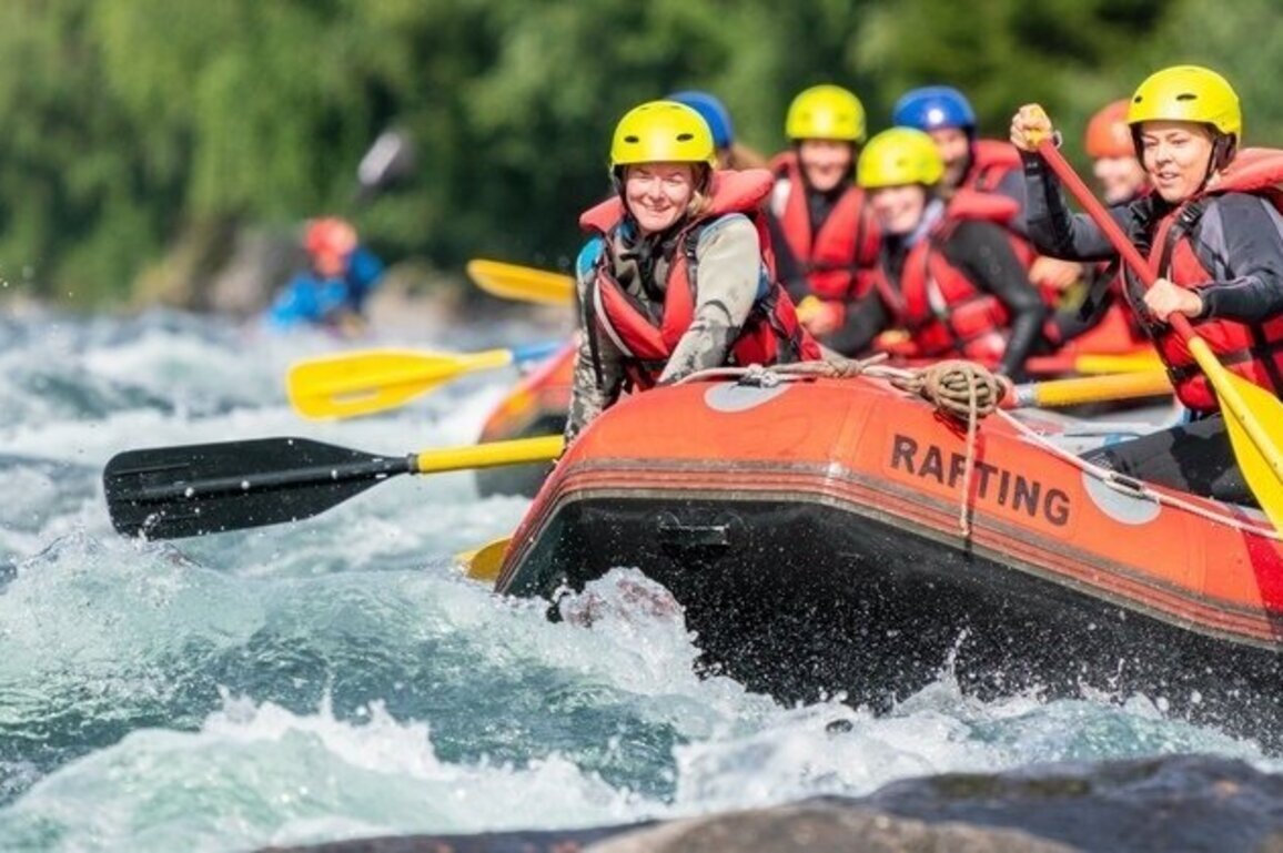 Idaho river guides carry climate change burdens on trips