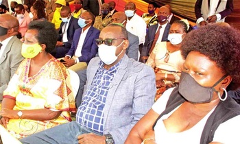 Abakulembeze ba Rwampara ku mukolo. Abakulembeze ba Rwampara ku mukolo.