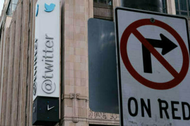 Elon Musk reinstates some high-profile Twitter accounts