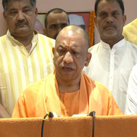 Uttar Pradesh CM Yogi Adityanath pays tribute to Mahatma Gandhi on his 156th birth anniversary